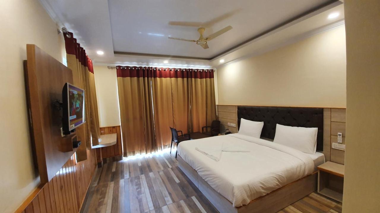 Nomadic Inn Dharamshala Ngoại thất bức ảnh