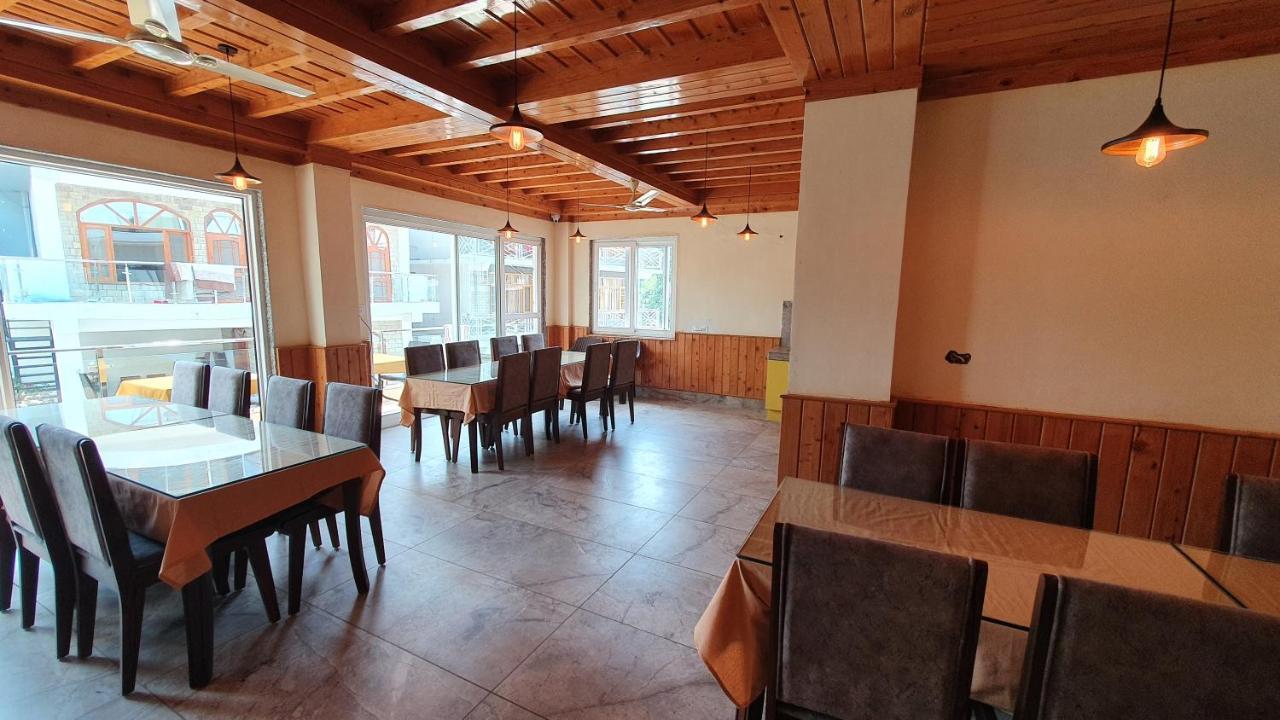 Nomadic Inn Dharamshala Ngoại thất bức ảnh