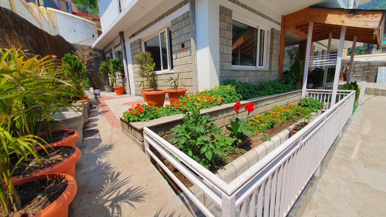 Nomadic Inn Dharamshala Ngoại thất bức ảnh