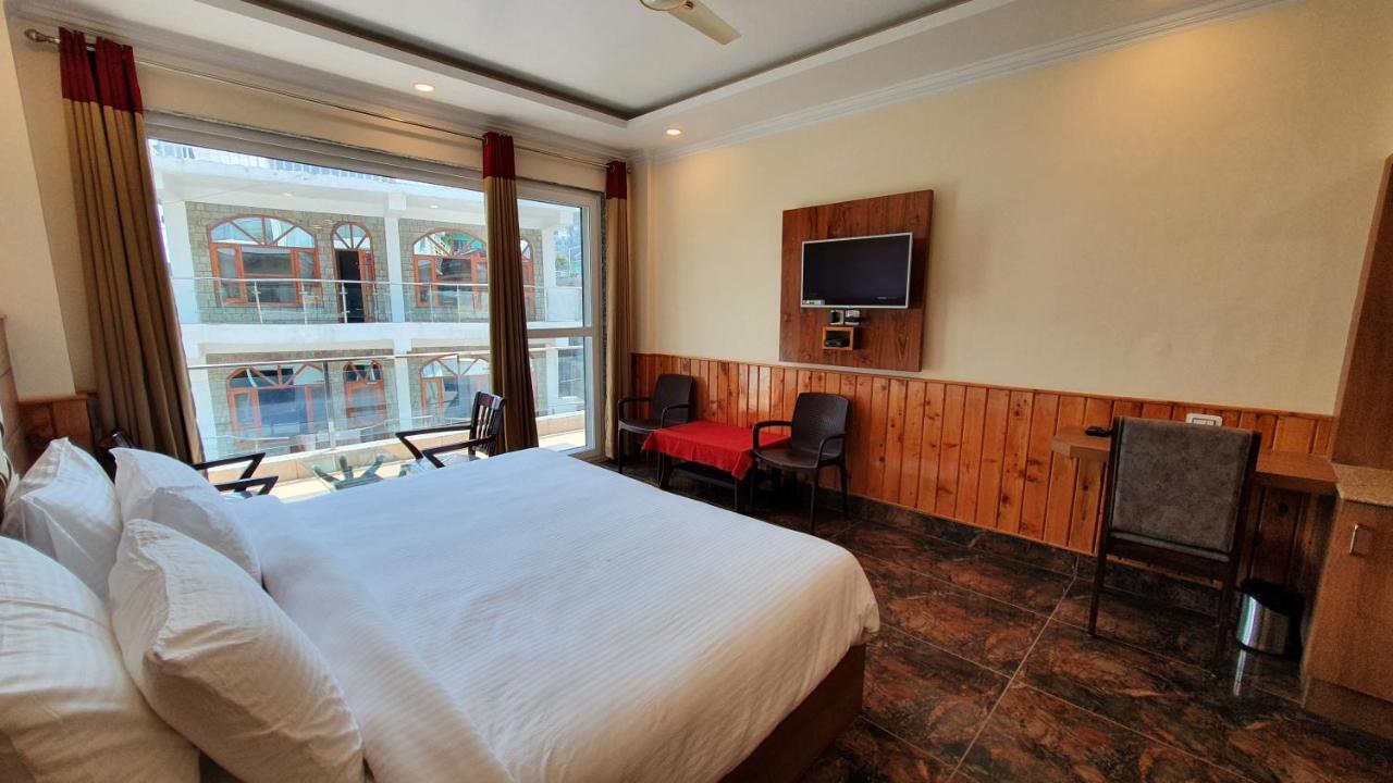 Nomadic Inn Dharamshala Ngoại thất bức ảnh