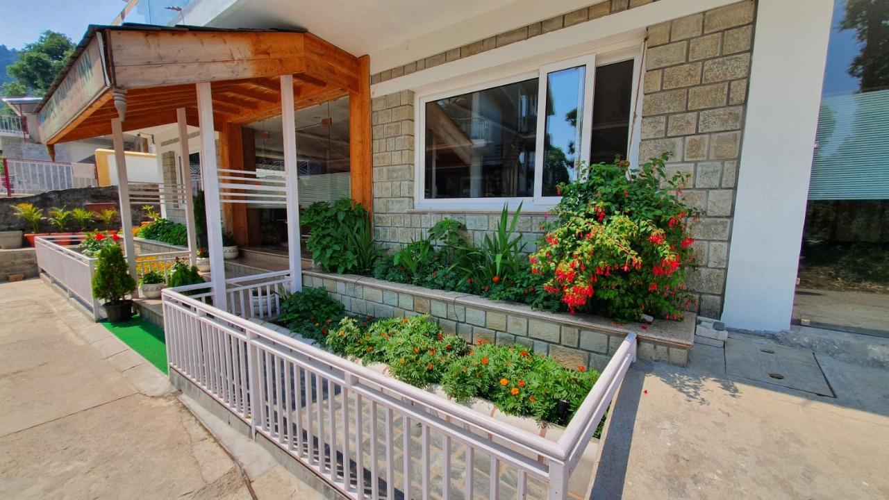 Nomadic Inn Dharamshala Ngoại thất bức ảnh
